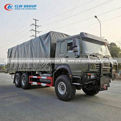 Sinotruk HOWO 6x6 All-Wheel Drive Troop Carrier Truck with 371HP Diesel Engine for 30 Personnel Transport