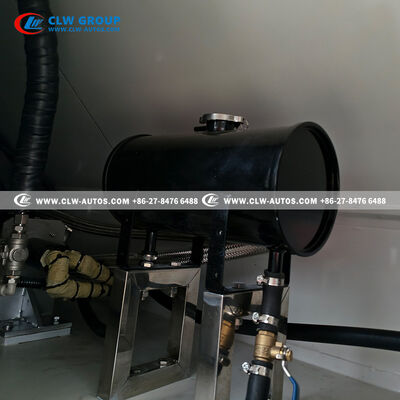 SINOTRUK HOWO 15T On-Site Mixed Explosive Truck with PLC-Based Automated Mixing and 360-Degree Rotating Hose Guide Boom