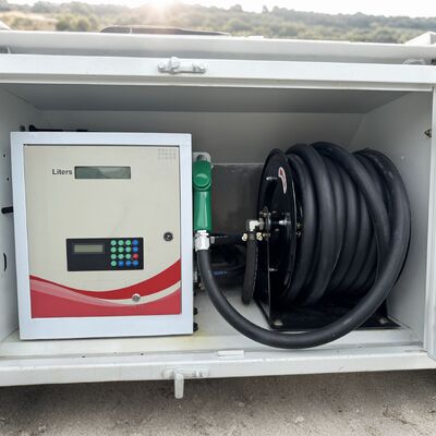 ISUZU NPR 6,000L Fuel Bowser with 150HP Euro V Engine and Integrated Fuel Dispenser for Commercial Refueling